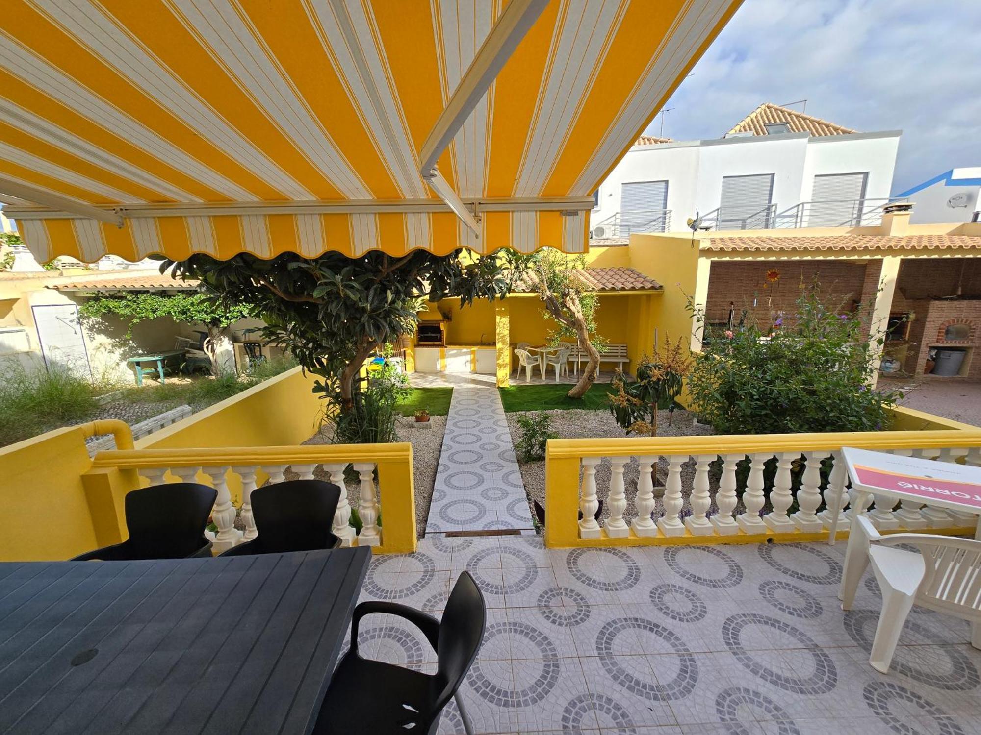 Holiday home Manta Treasure - Beach+wifi+barbecue+backyard *